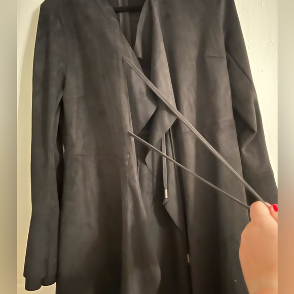 Oversized Velvet Jacket - Picture 5 of 6